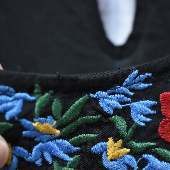 Jodifl Black Boho Embroidered Top Pom Pom XL - Picture 4 of 8